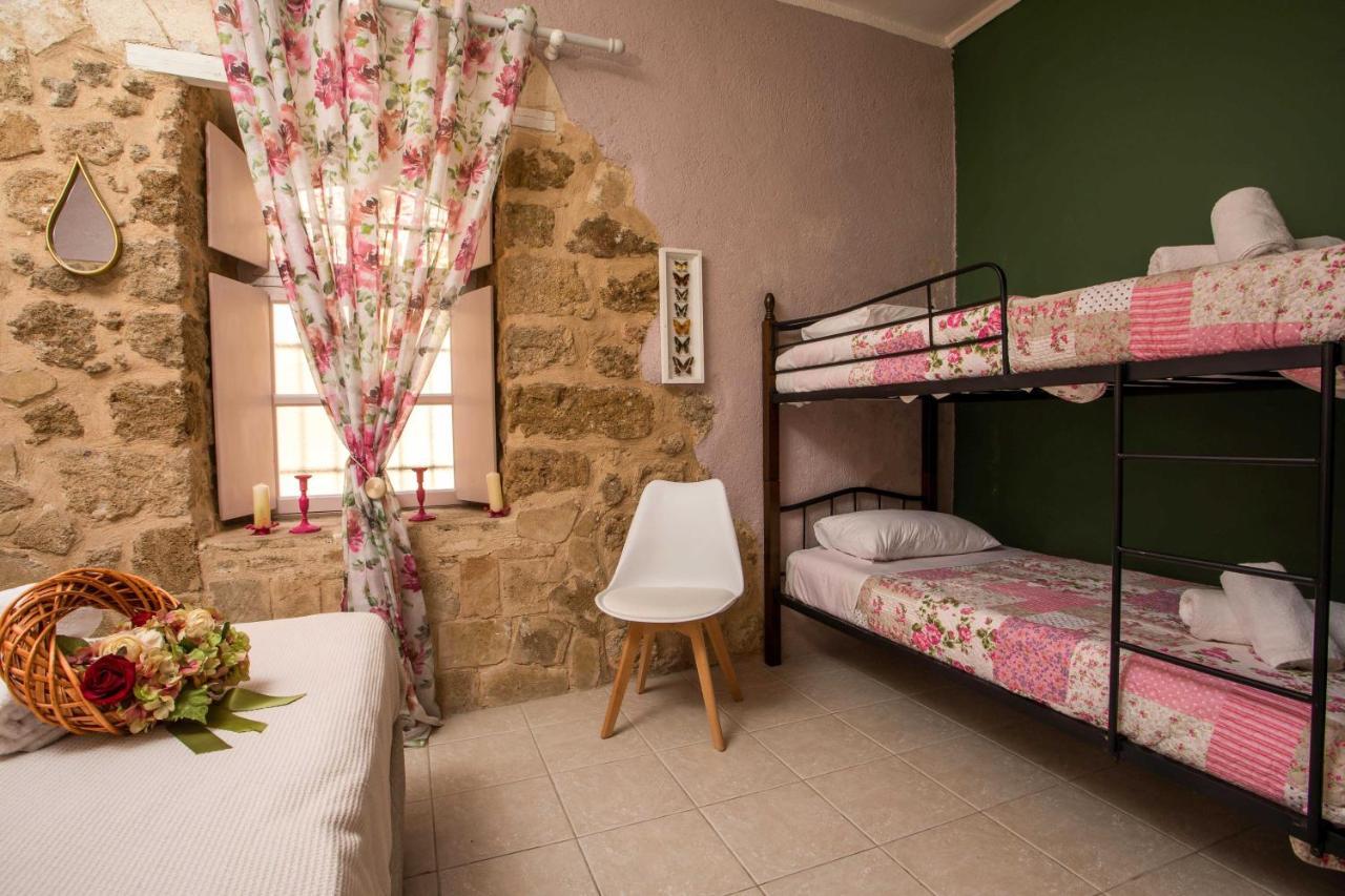 Attiki Bed & Breakfast